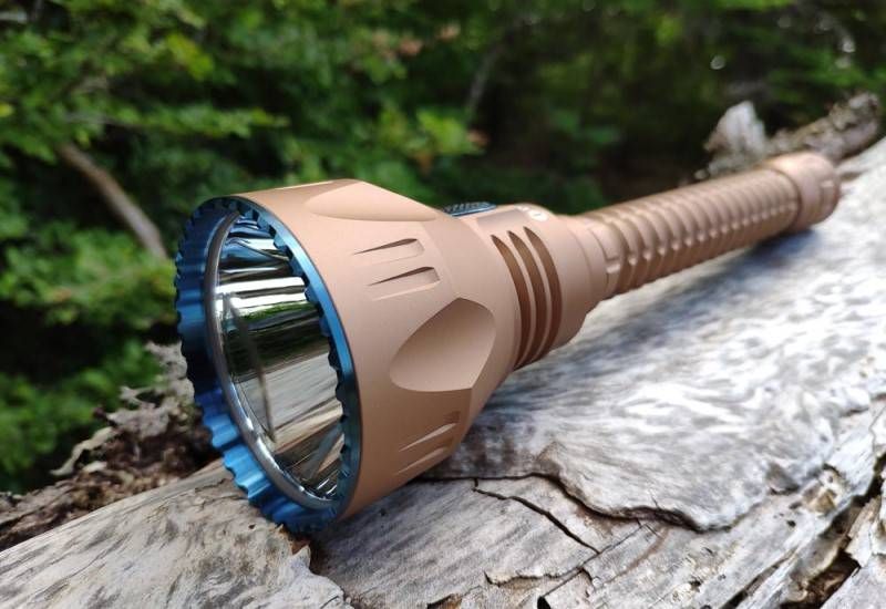 Olight Javelit Pro